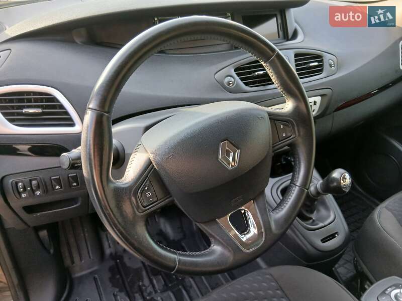 Мінівен Renault Scenic 2013 в Івано-Франково