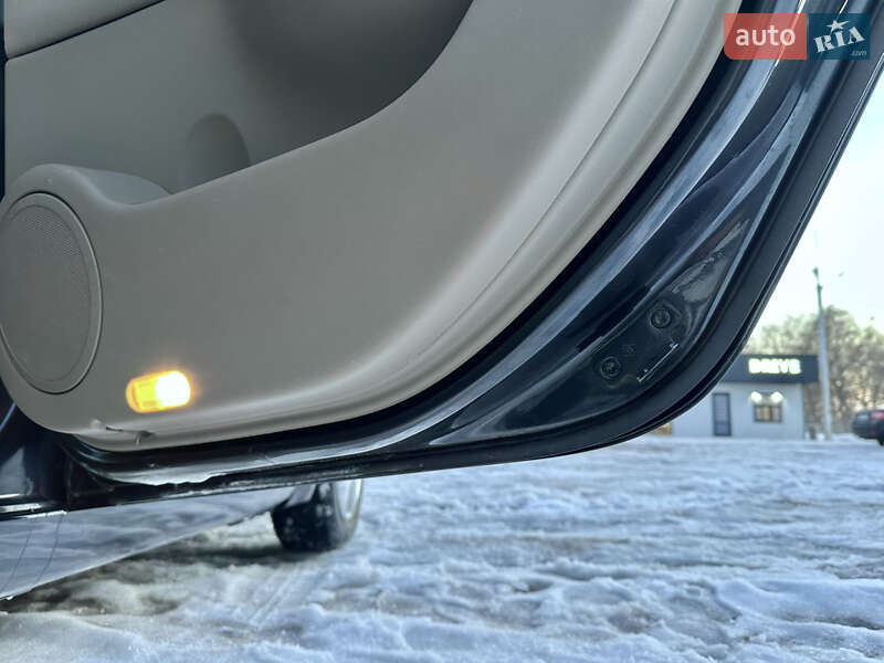 Минивэн Renault Scenic 2005 в Киеве