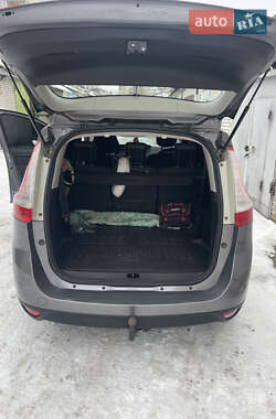 Минивэн Renault Scenic 2014 в Белогорье фото 24 Минивэн Renault Scenic 2014 в Белогорье