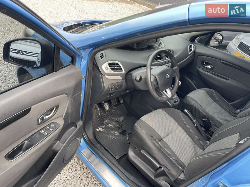 Минивэн Renault Scenic 2013 в Кропивницком