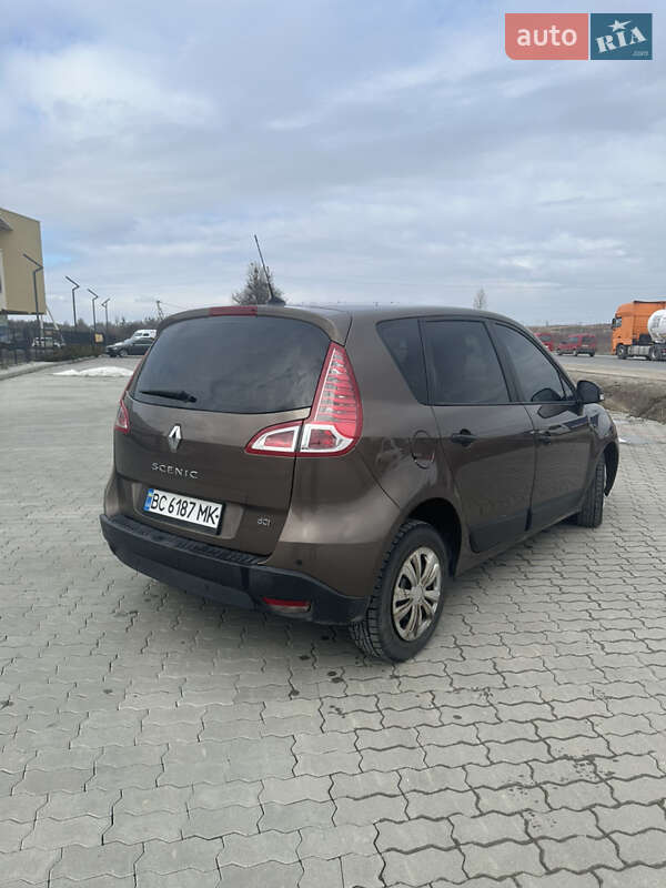 Минивэн Renault Scenic 2010 в Львове