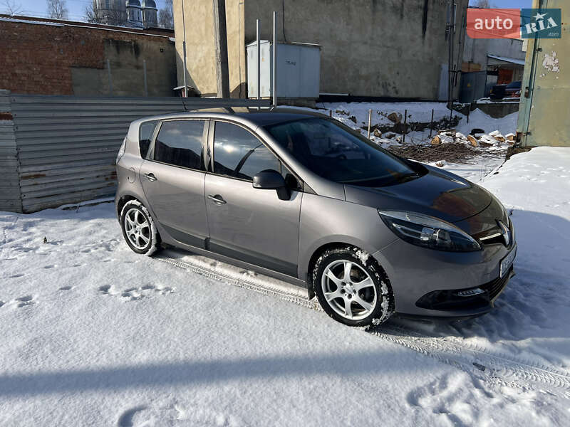 Минивэн Renault Scenic 2013 в Черновцах