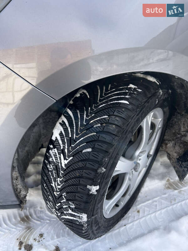 Минивэн Renault Scenic 2013 в Черновцах