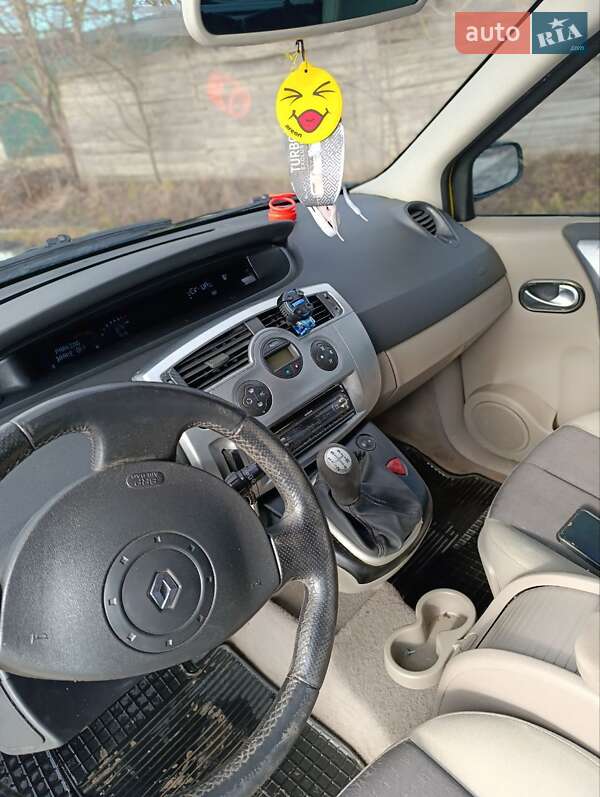 Минивэн Renault Scenic 2003 в Борщеве