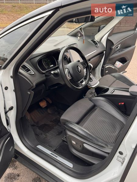 Минивэн Renault Scenic 2017 в Киеве