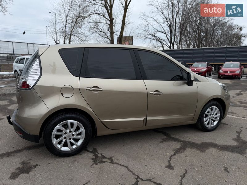 Минивэн Renault Scenic 2014 в Полтаве