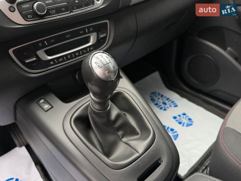 Минивэн Renault Scenic 2014 в Полтаве