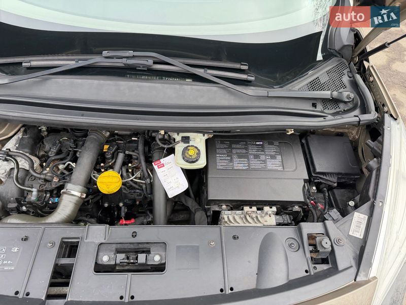 Минивэн Renault Scenic 2014 в Полтаве