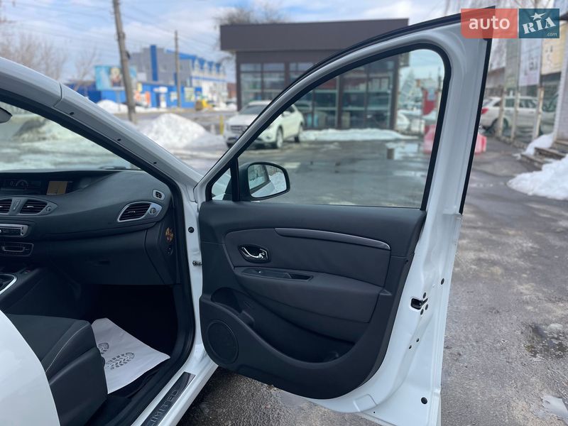 Мінівен Renault Scenic 2014 в Сумах