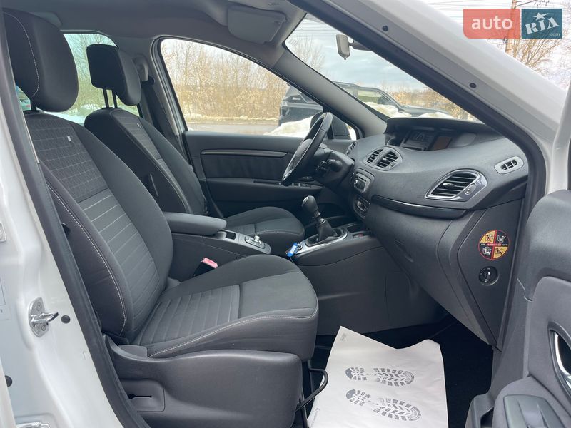 Мінівен Renault Scenic 2014 в Сумах