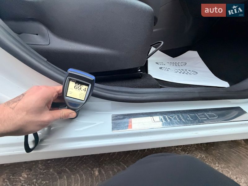 Мінівен Renault Scenic 2014 в Сумах