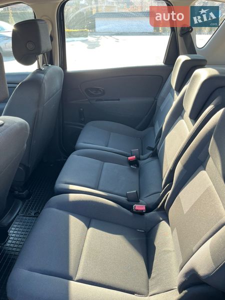 Минивэн Renault Scenic 2011 в Виннице