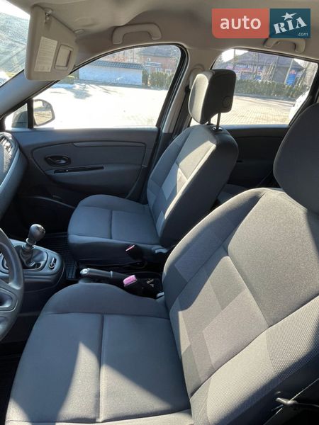 Минивэн Renault Scenic 2011 в Виннице