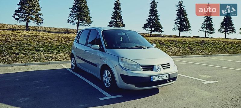 Минивэн Renault Scenic 2004 в Надворной