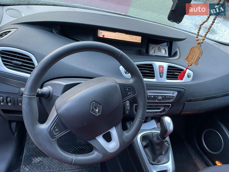 Мінівен Renault Scenic 2010 в Львові