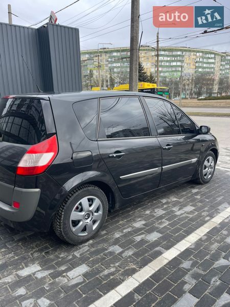 Минивэн Renault Scenic 2004 в Полтаве