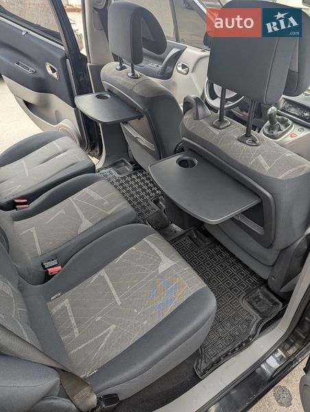 Минивэн Renault Scenic 2004 в Полтаве