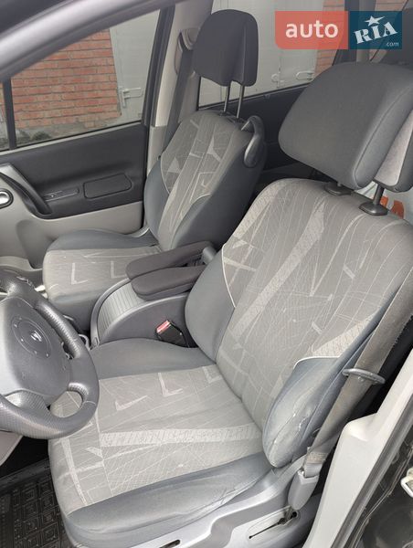 Минивэн Renault Scenic 2004 в Полтаве