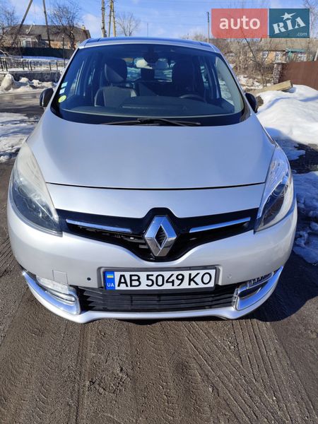 Минивэн Renault Scenic 2012 в Казатине