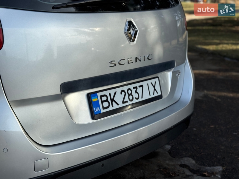Минивэн Renault Scenic 2010 в Ровно
