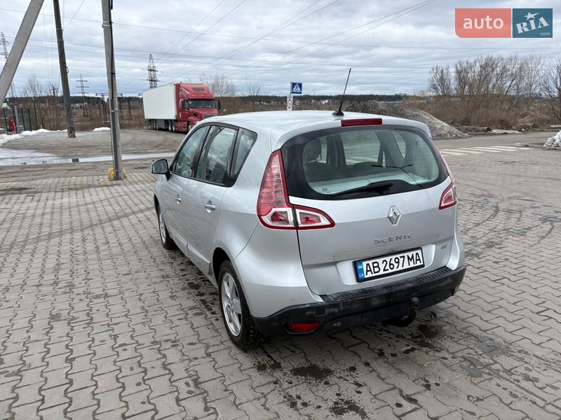 Мінівен Renault Scenic 2009 в Києві
