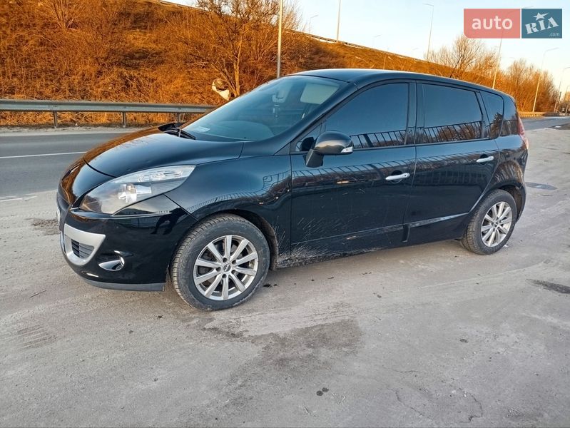 Renault Scenic 2011