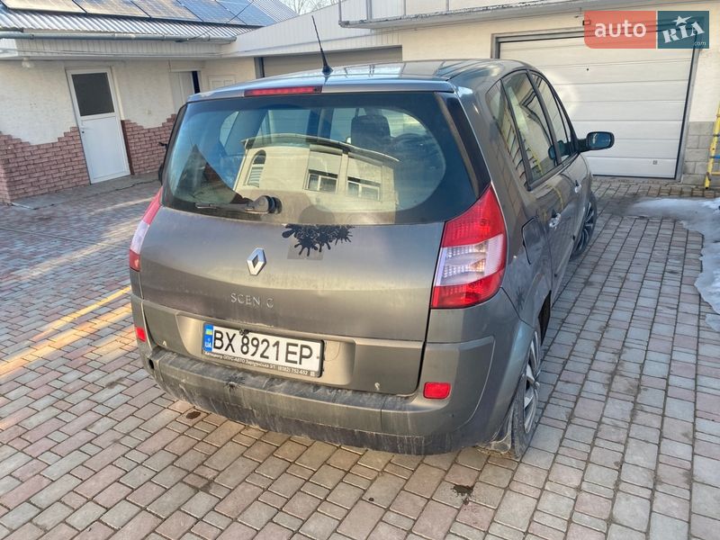 Минивэн Renault Scenic 2003 в Хоросткове