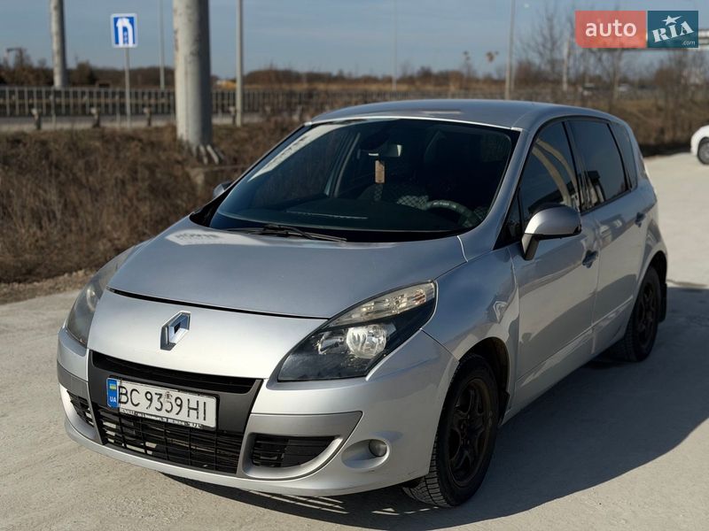 Renault Scenic 2011