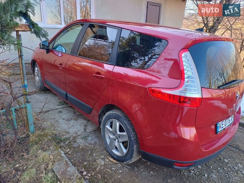 Минивэн Renault Scenic 2012 в Бориславе