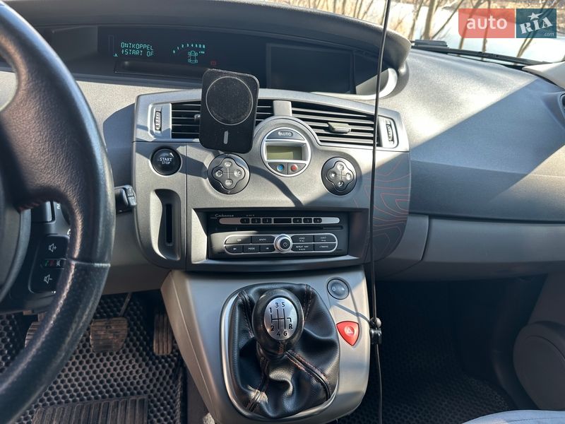 Минивэн Renault Scenic 2007 в Кривом Роге