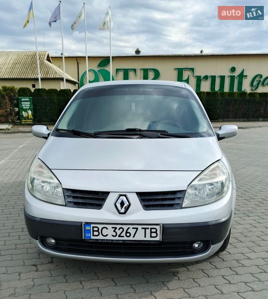 Минивэн Renault Scenic 2005 в Городке
