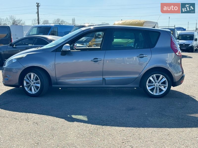 Мінівен Renault Scenic 2010 в Києві