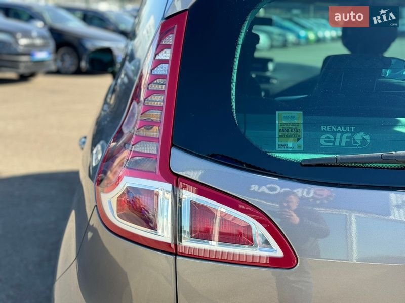 Мінівен Renault Scenic 2010 в Києві