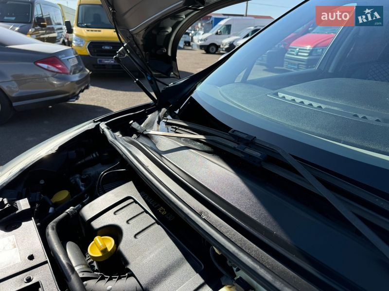 Мінівен Renault Scenic 2010 в Києві