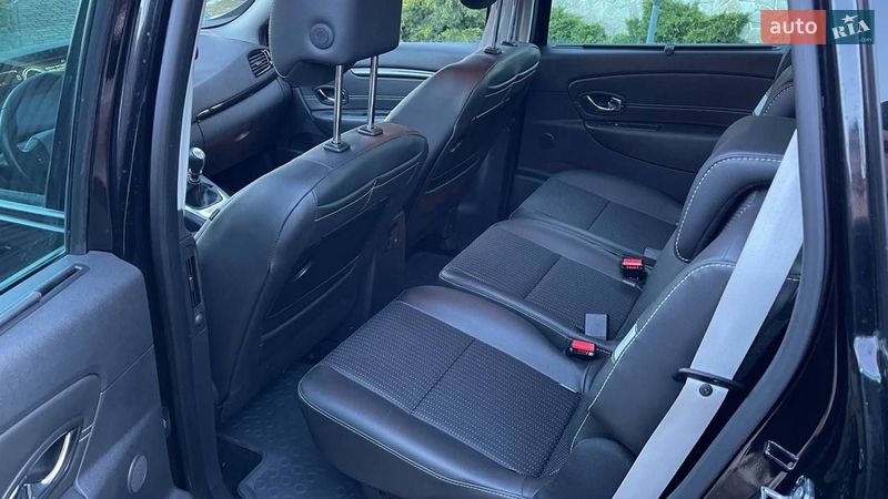 Минивэн Renault Scenic 2013 в Киеве