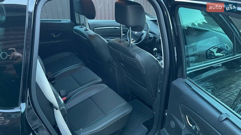 Минивэн Renault Scenic 2013 в Киеве