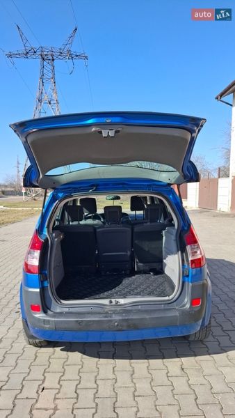 Минивэн Renault Scenic 2004 в Николаеве