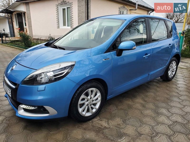 Минивэн Renault Scenic 2013 в Монастырище