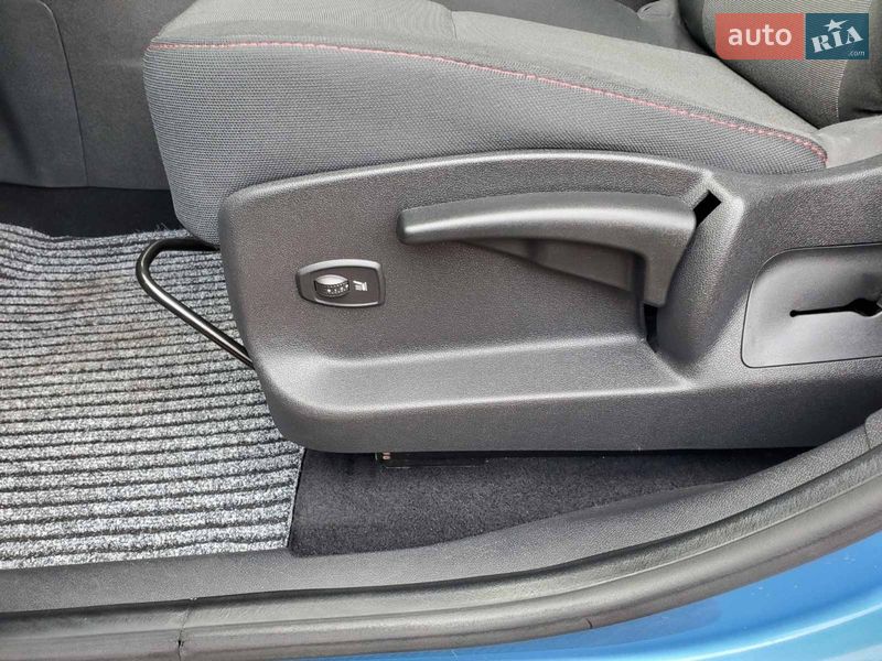 Минивэн Renault Scenic 2013 в Монастырище