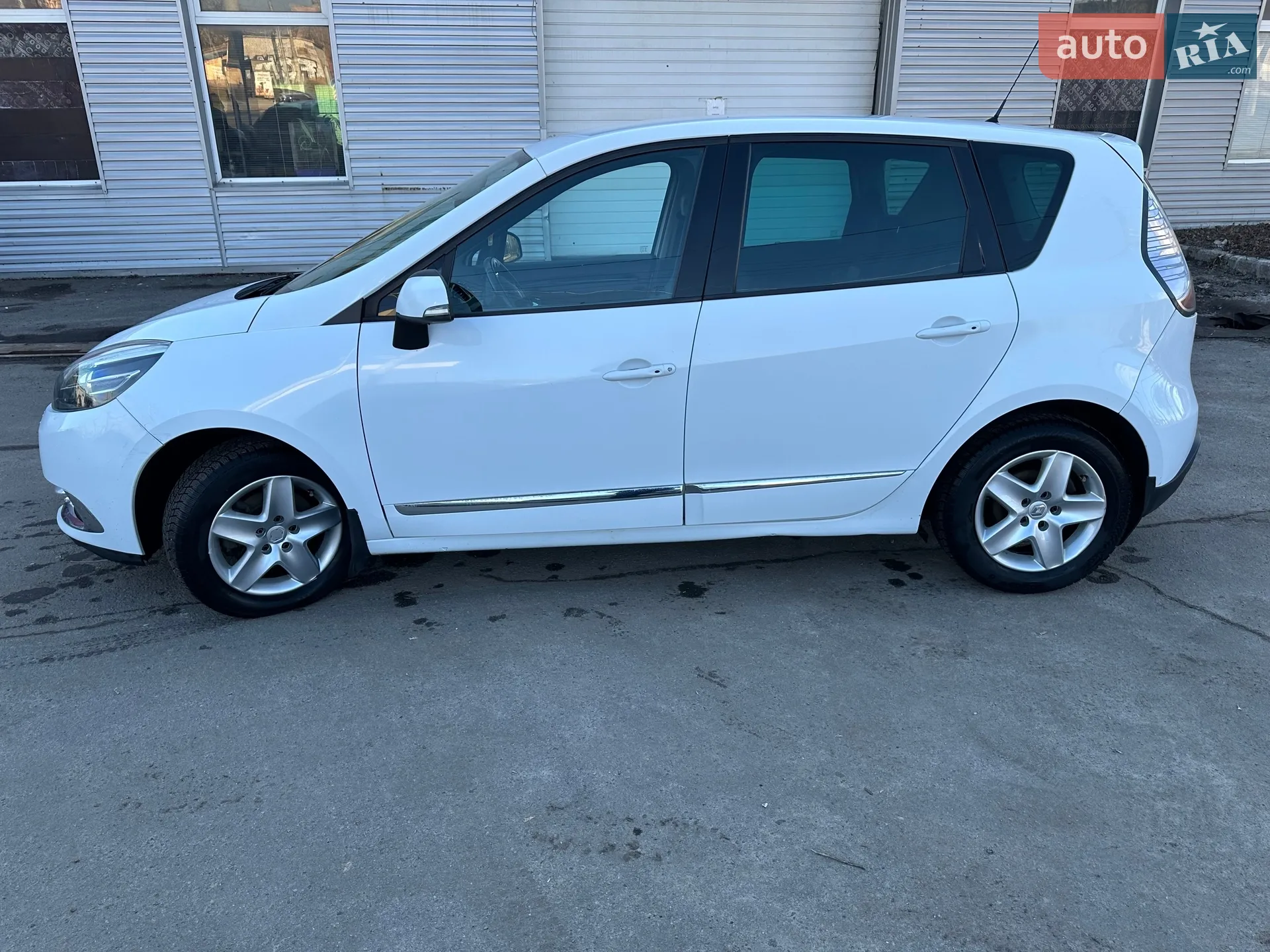 2015 Renault Scenic - мініатюра 4