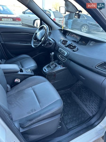 Минивэн Renault Scenic 2015 в Харькове