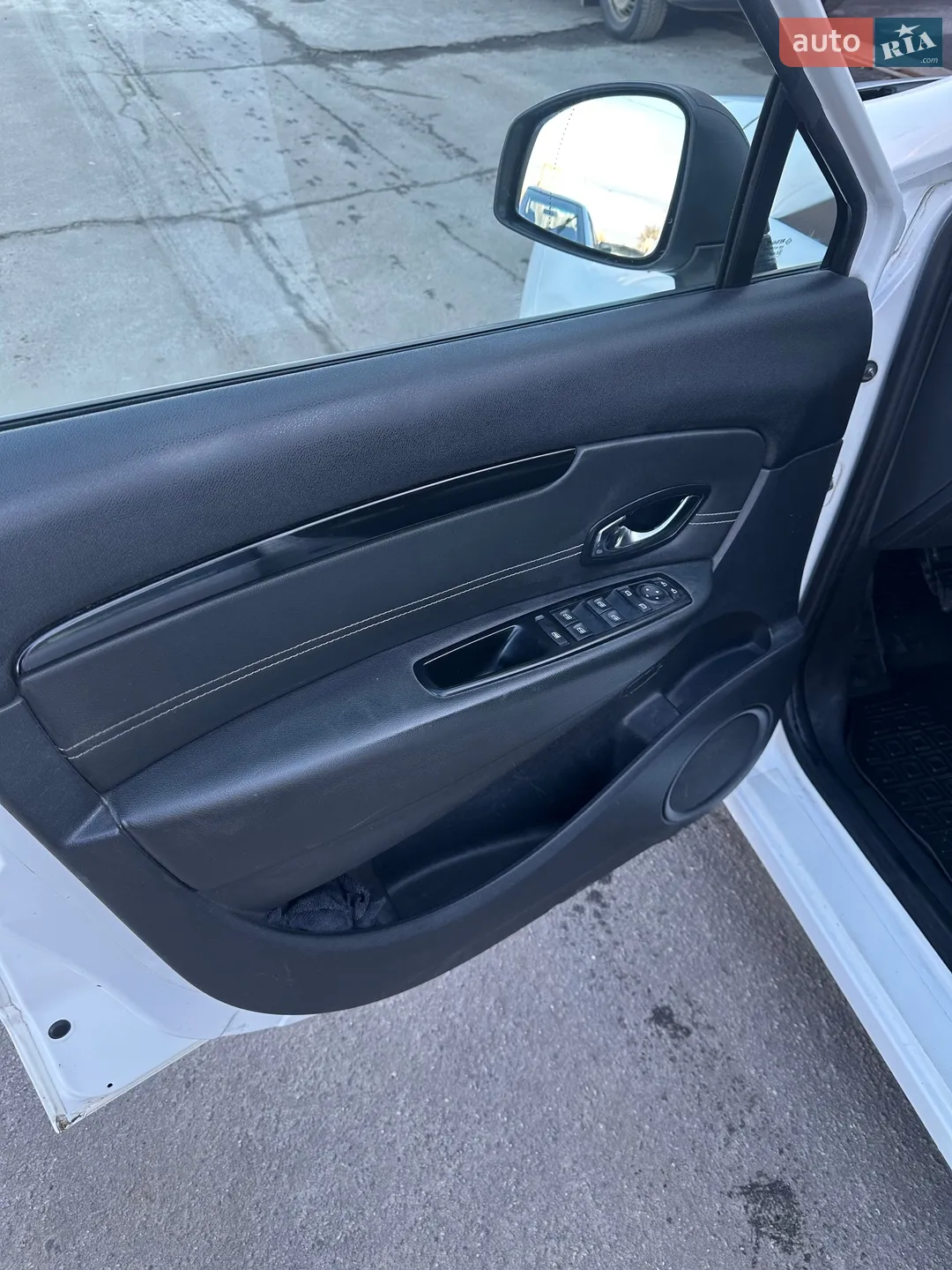 2015 Renault Scenic - мініатюра 10