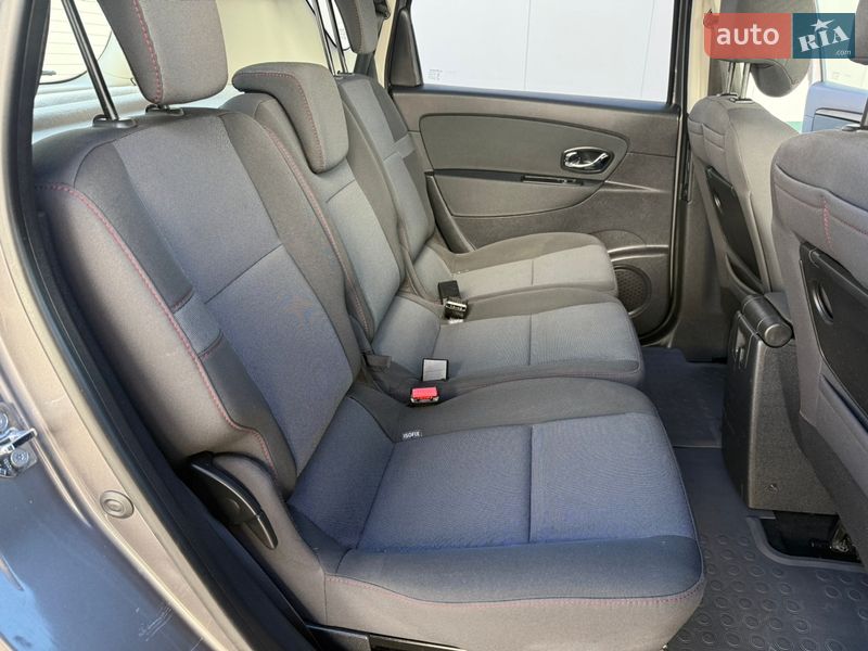 Минивэн Renault Scenic 2013 в Виннице