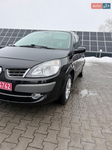 Минивэн Renault Scenic 2009 в Владимире