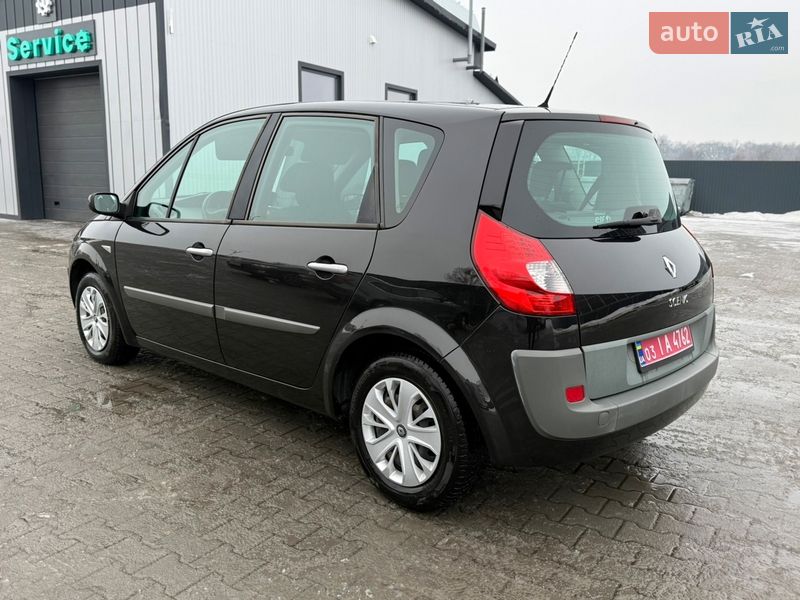 Минивэн Renault Scenic 2009 в Владимире