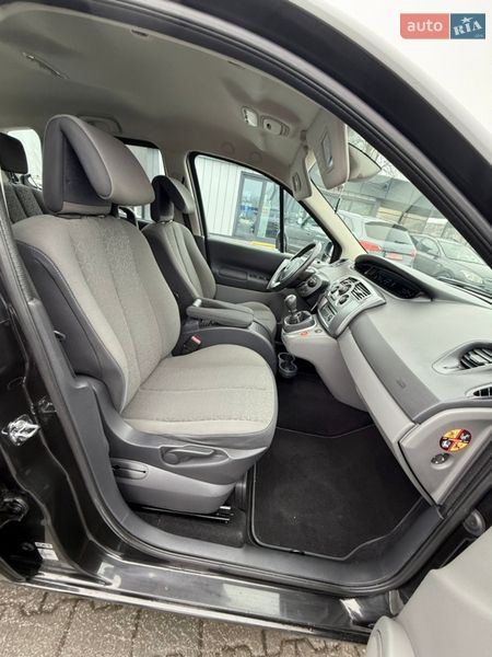 Минивэн Renault Scenic 2009 в Владимире