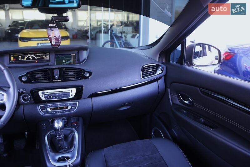 Минивэн Renault Scenic 2012 в Киеве