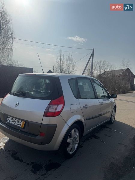 Минивэн Renault Scenic 2005 в Ратным