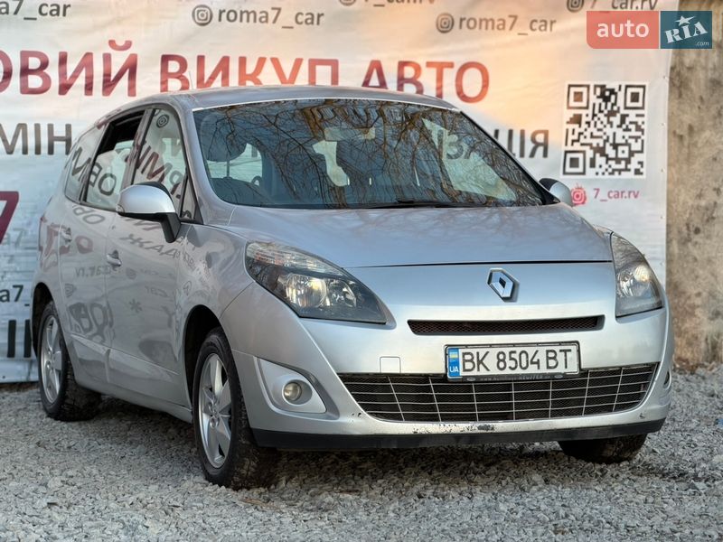 Минивэн Renault Scenic 2010 в Ровно