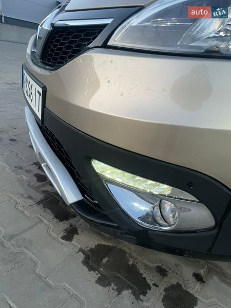 Мінівен Renault Scenic 2014 в Нововолинську фото 26 Мінівен Renault Scenic 2014 в Нововолинську